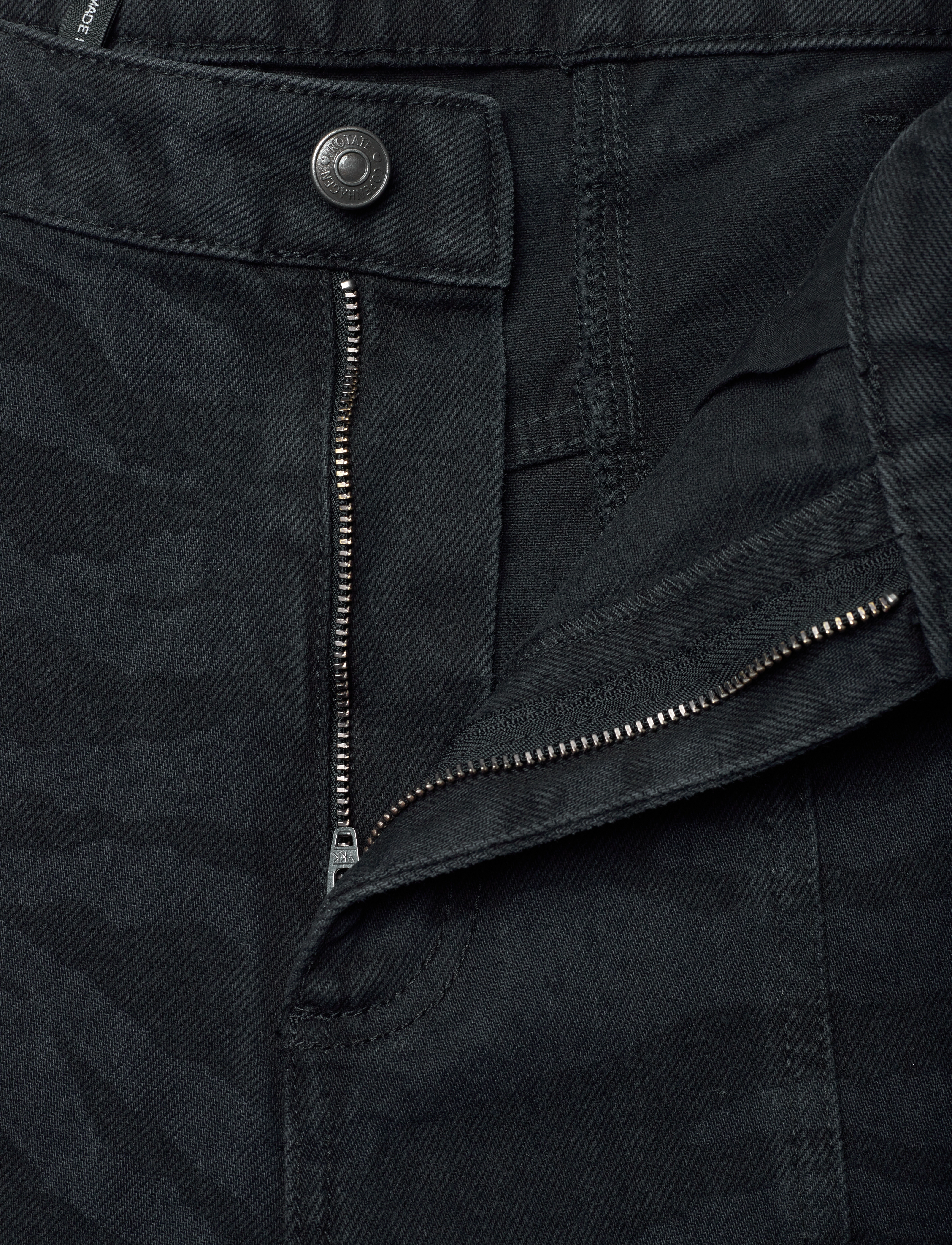 ROTATE - ZEBRA TWILL CARGO PANTS - black - washed - 3