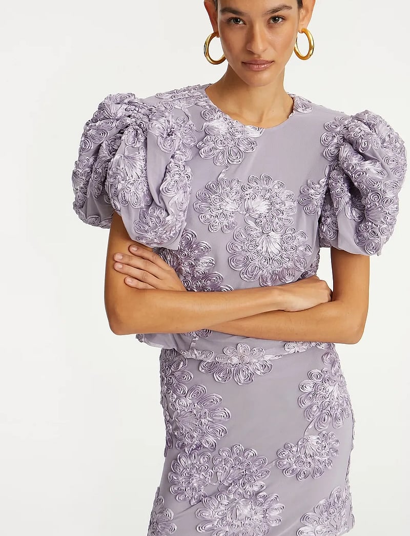 ROTATE Birger Christensen - 3D MESH SLEEVELESS TOP - kortærmede bluser - lavender aura - 4