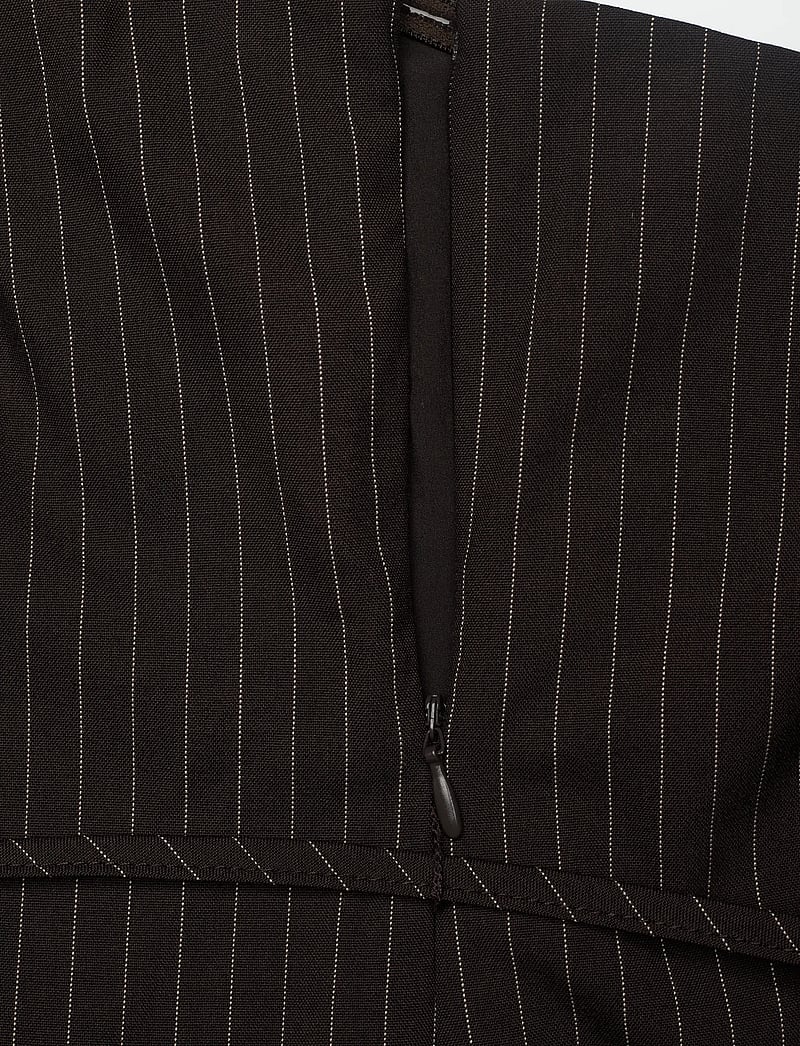 ROTATE Birger Christensen - PINSTRIPE BELTED LONG TOP - festkjoler - chicory coffee comb. - 5