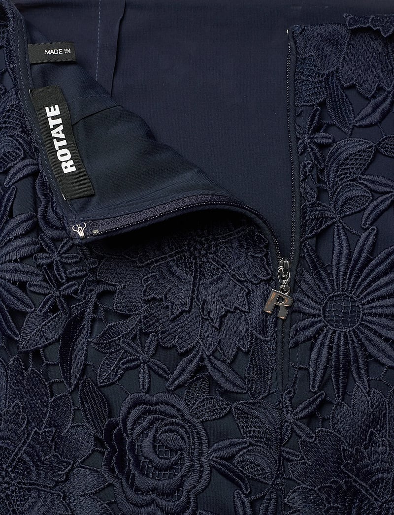 ROTATE Birger Christensen - 3D LACE PENCIL SKIRT - midi nederdele - navy blazer - 3