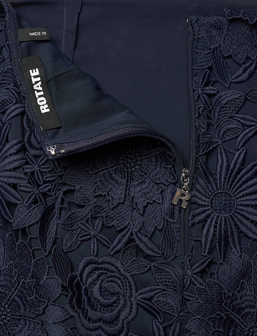 ROTATE - 3D LACE PENCIL SKIRT - navy blazer - 3