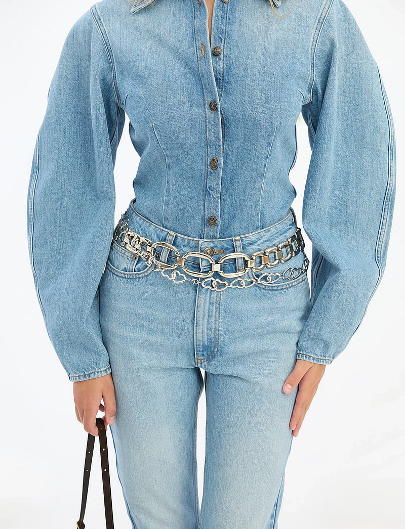 ROTATE Birger Christensen - SLIM BOOTCUT JEANS - kitsad teksad - light blue denim - 3