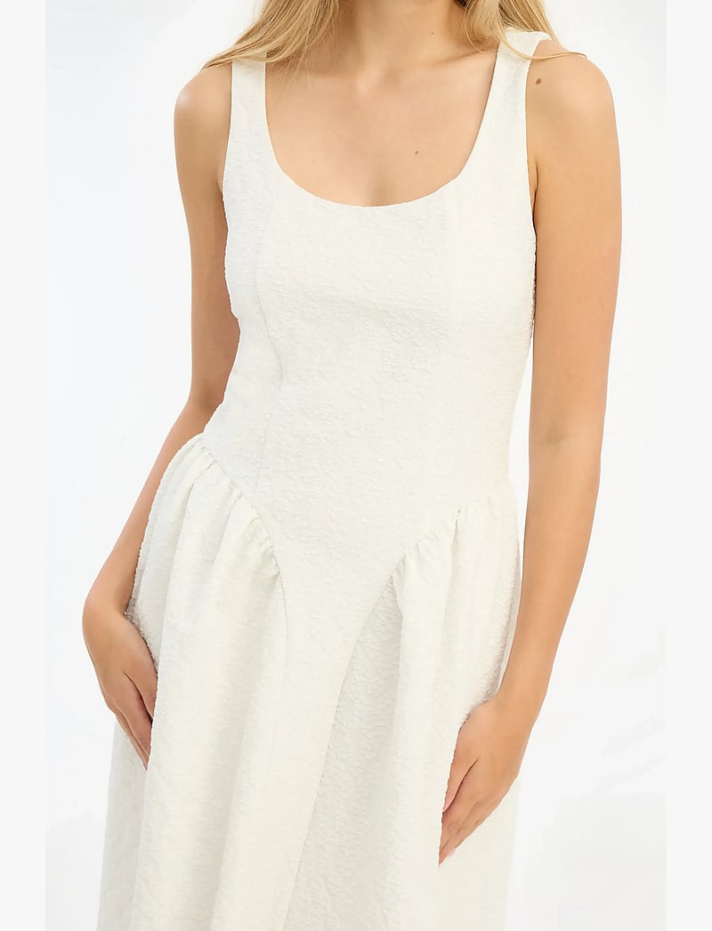 ROTATE - JACQUARD MIDI DRESS - brudekjoler - egret - 3