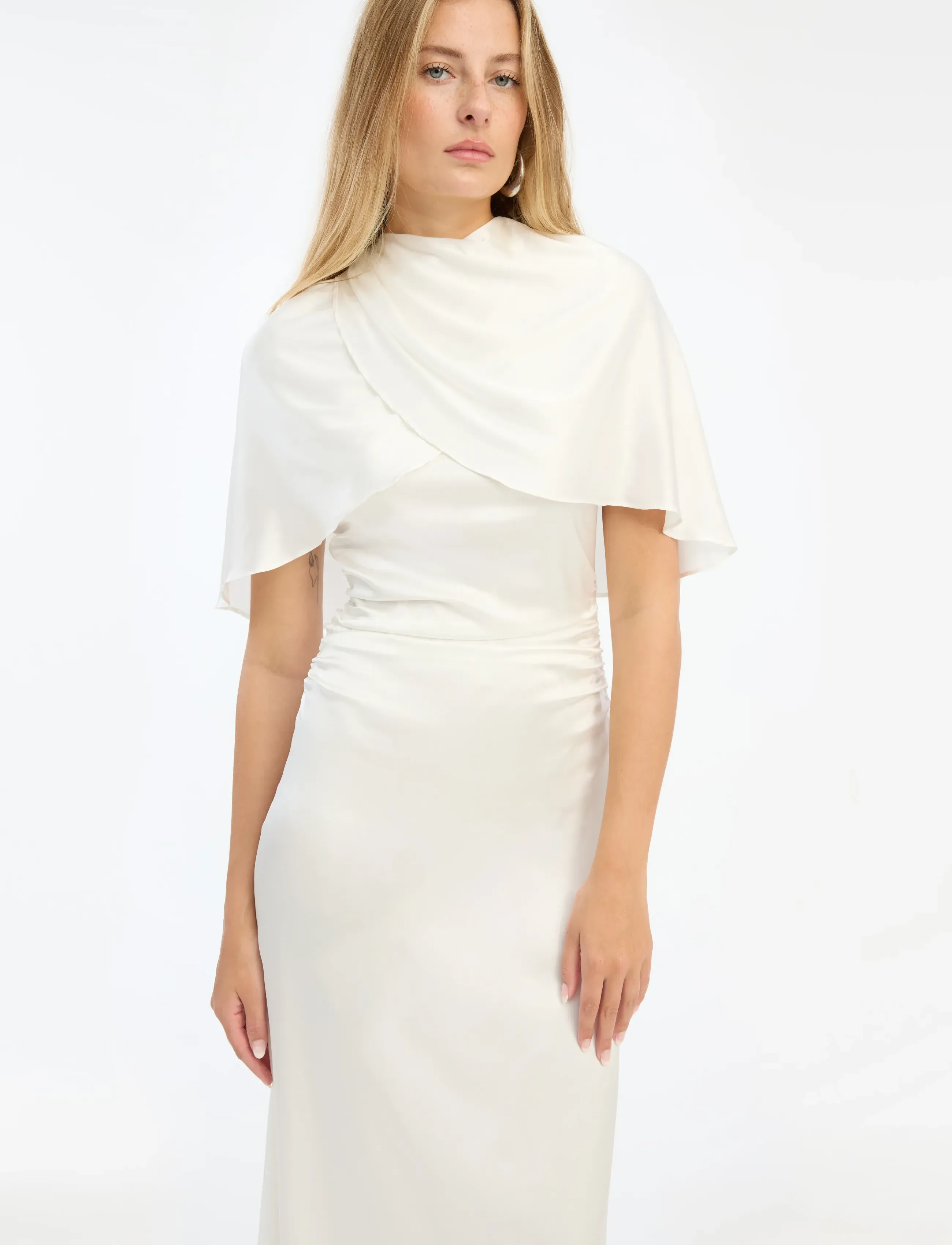 ROTATE - MAXI CAPE DRESS - vestuvinės suknelės - egret - 3