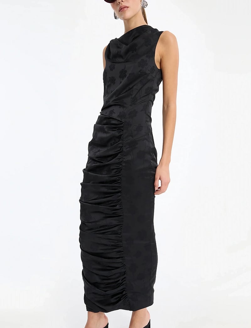 ROTATE - RUCHED MIDI DRESS - midi kjoler - black - 0