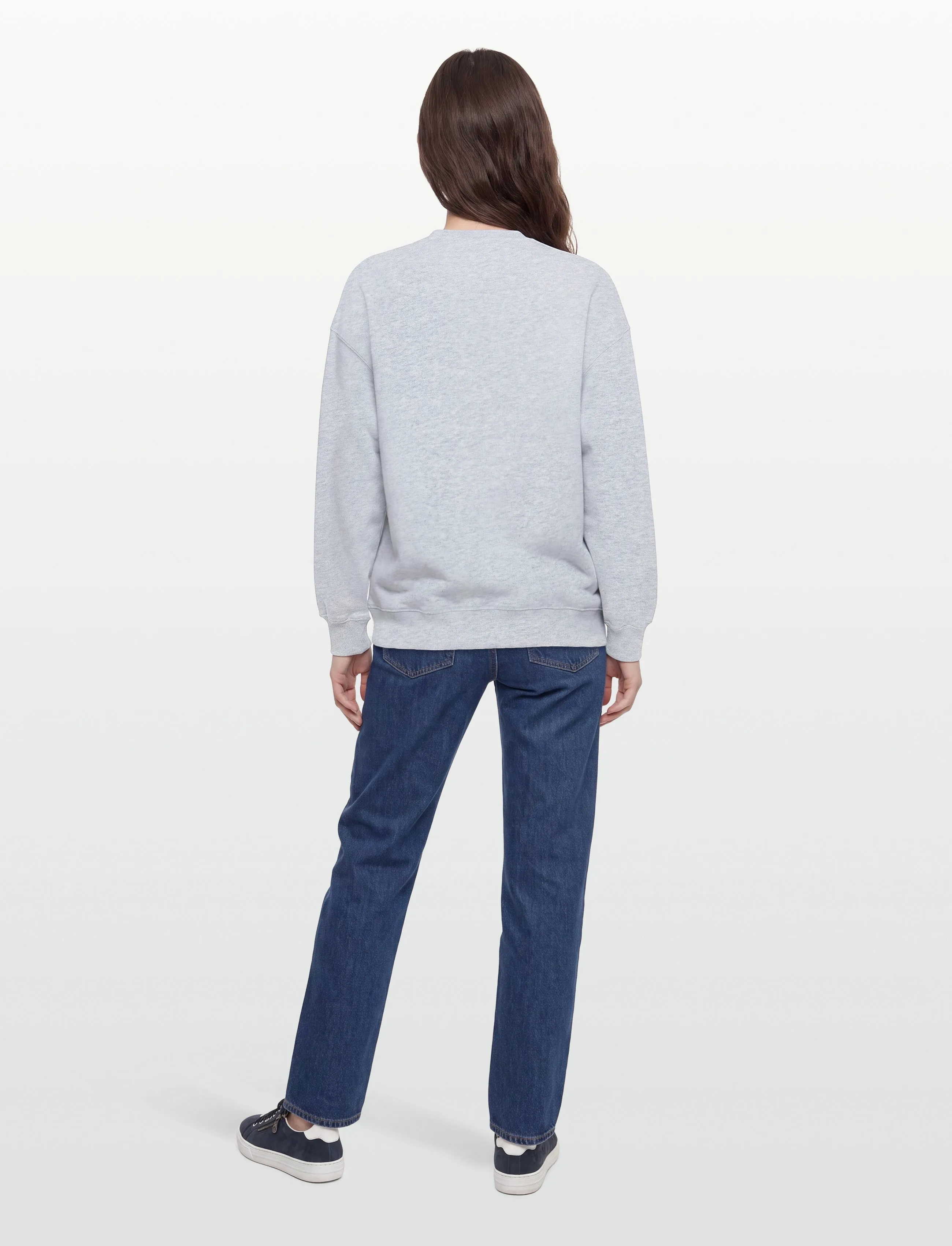 Classic Sweatshirt 3