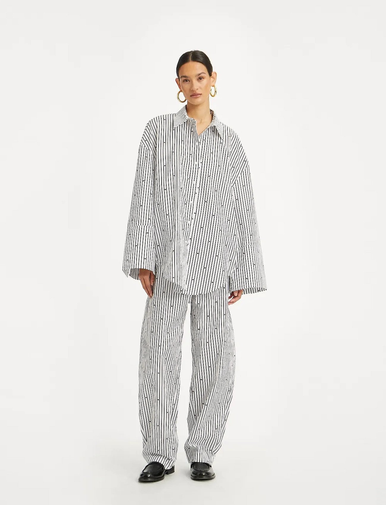 POPLIN OVERSIZED SHIRT - 1000 BLACK COMB.