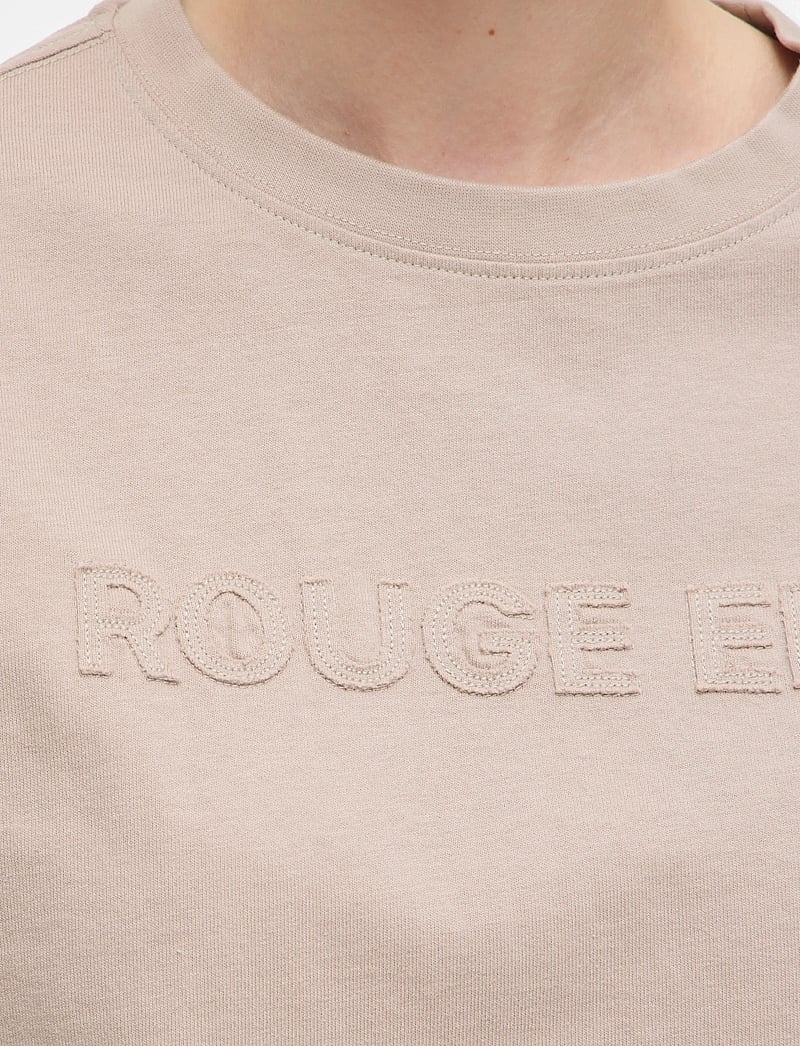 ROUGE EDIT - ROUNELLA 2/4 O-NECK OVERSIZED TEE - t-shirts - dove - 5