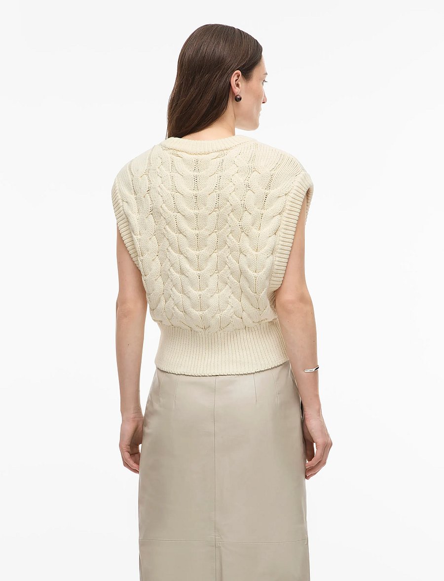 ROUGE EDIT - ROUCALIA O-NECK KNITTED VEST - strikveste - birch - 2