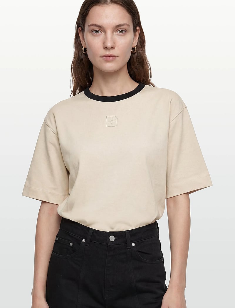 ROUGE EDIT - ROUNAOMI 2/4 O-NECK OVERSIZED TEE - t-shirts - birch - 3