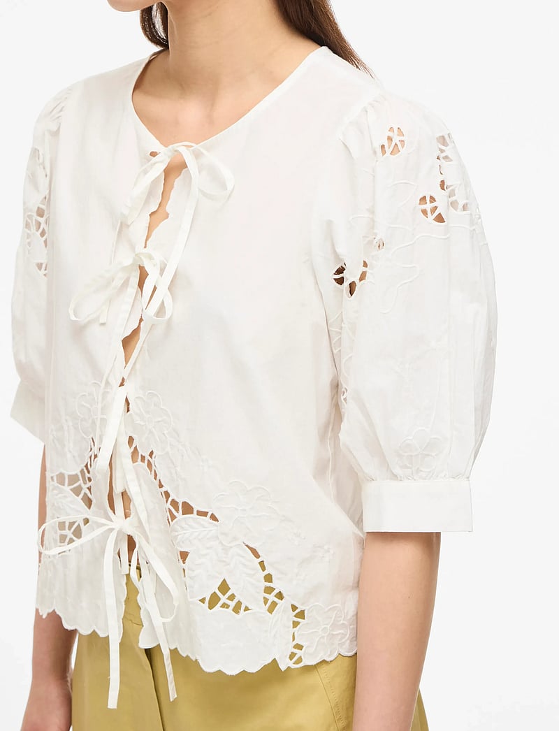 ROUGE EDIT - ROUSCARLET 2/4 O-NECK TOP - short-sleeved blouses - cloud dancer - 5