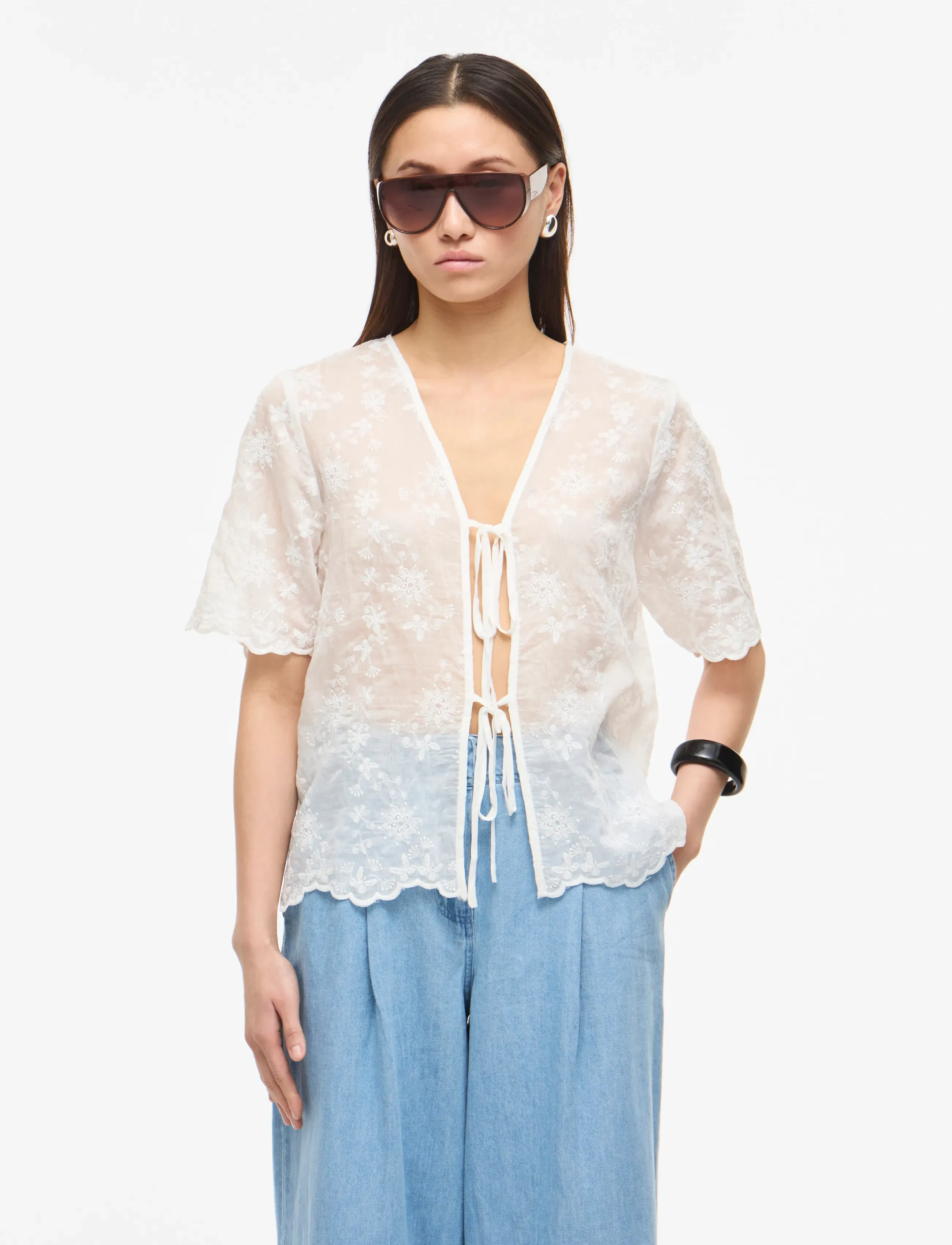 ROUGE EDIT ROUKAIA 2/4 V-NECK TOP - Blūzes un krekli - CLOUD DANCER / white