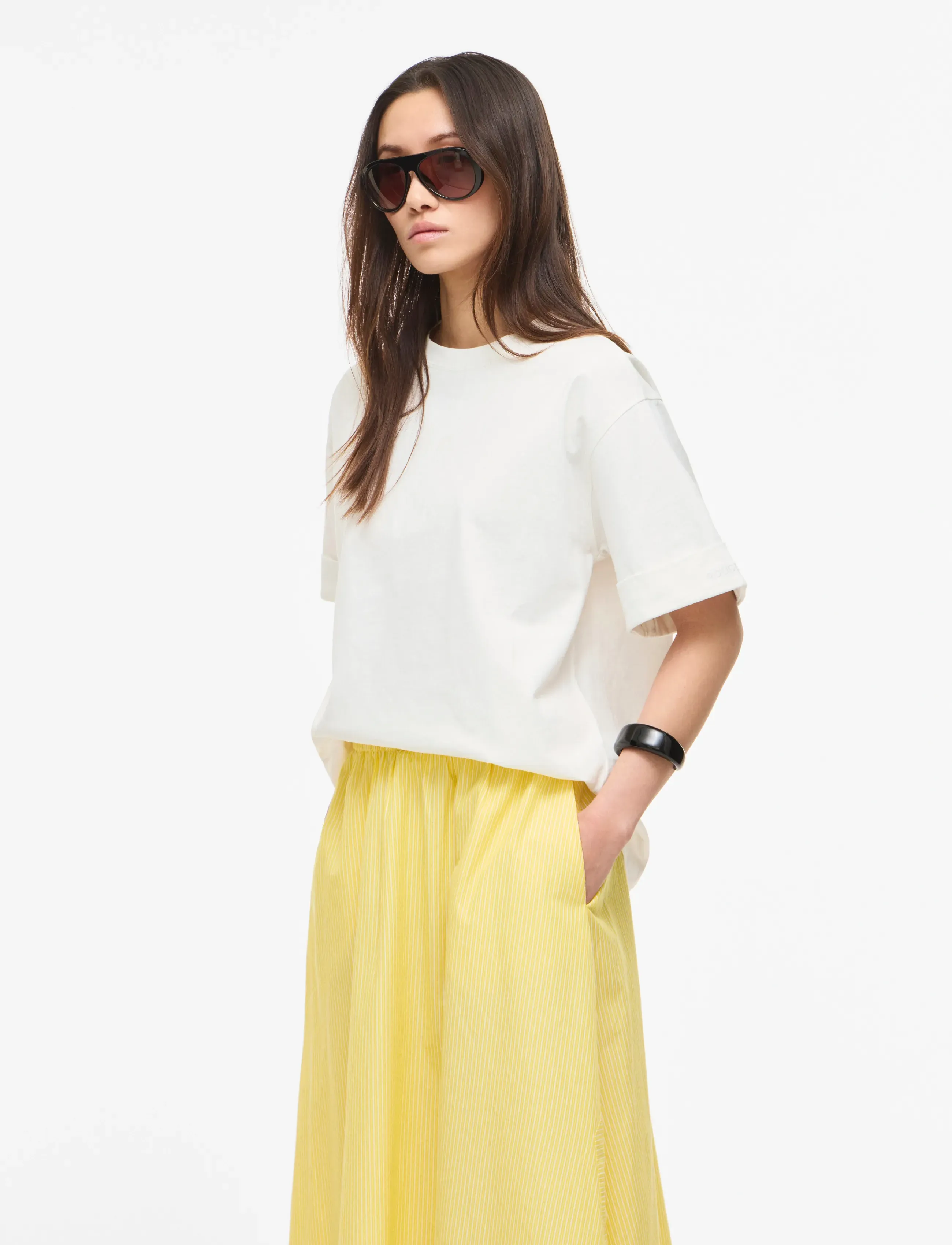 ROUGE EDIT - ROUNAOMI MAE 2/4 O-NECK OVERSIZED TEE - t-shirts - cloud dancer - 3
