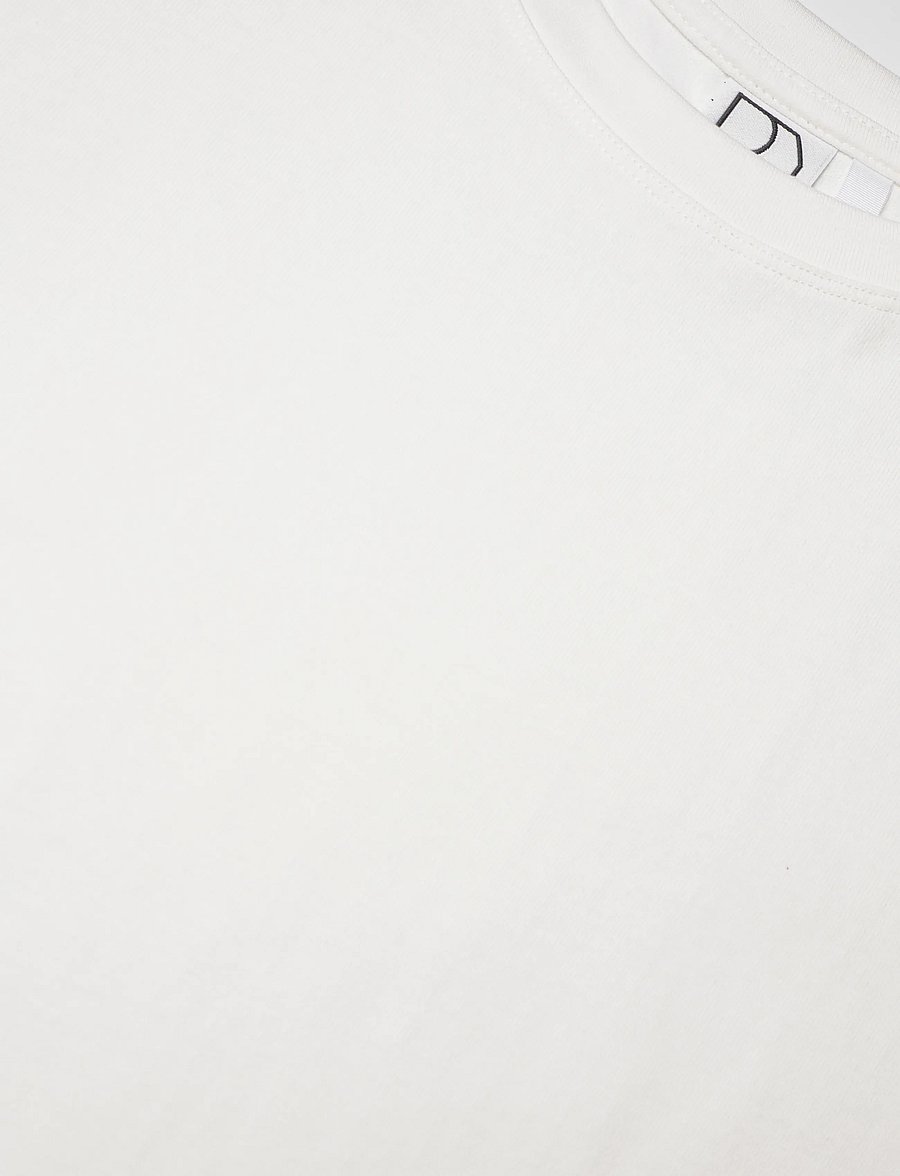 ROUGE EDIT - ROUNAOMI MAE 2/4 O-NECK OVERSIZED TEE - t-shirts - cloud dancer - 4