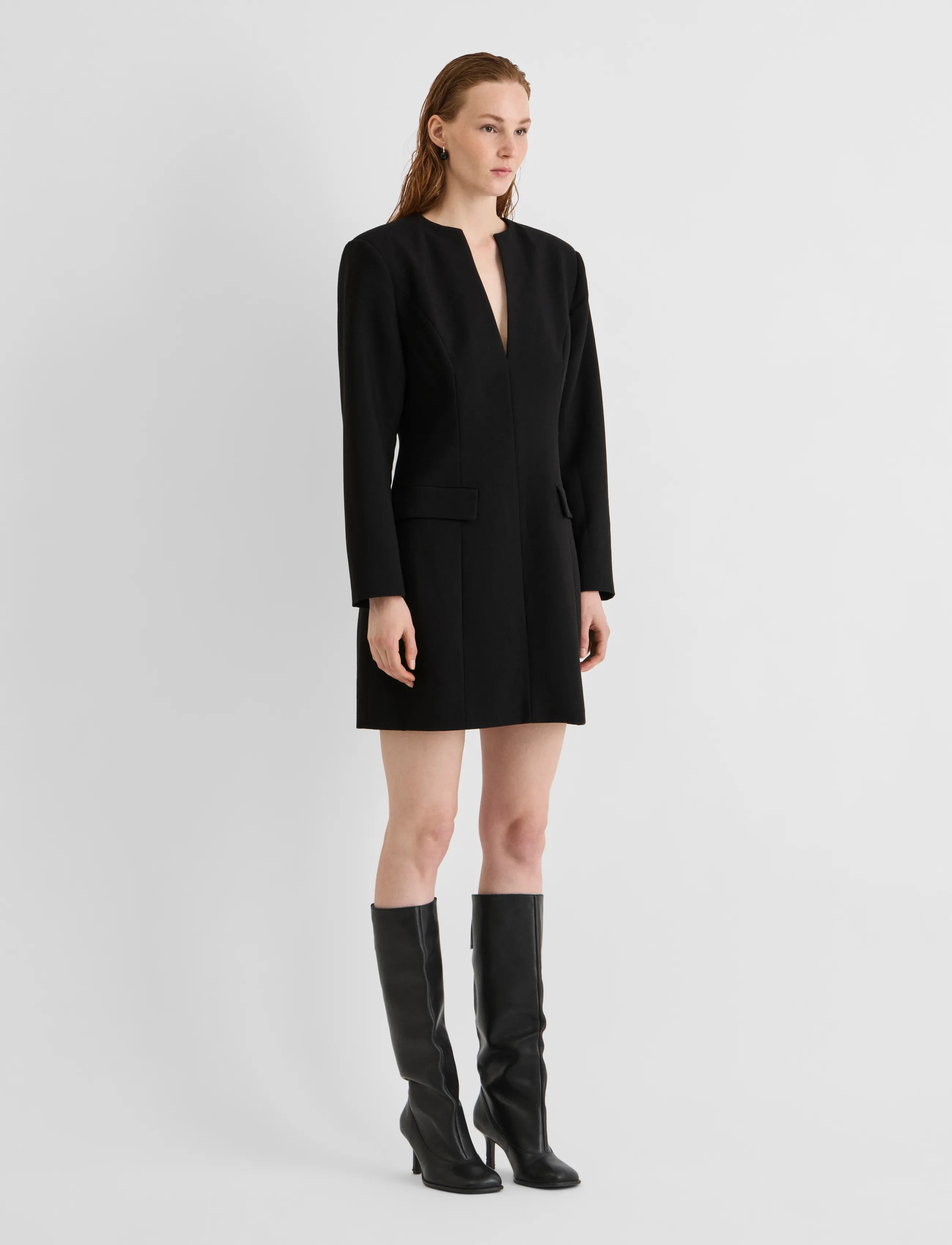ROUGE EDIT - ROURAE L/S V-NECK SHORT DRESS/EV/PF - fodralklänningar - meteorite - 4