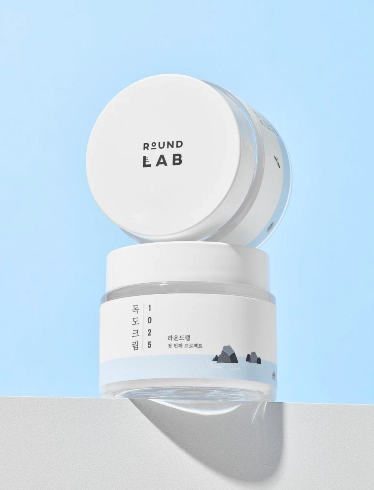 Round Lab - 1025 Dokdo Cream - dagkräm - clear - 2