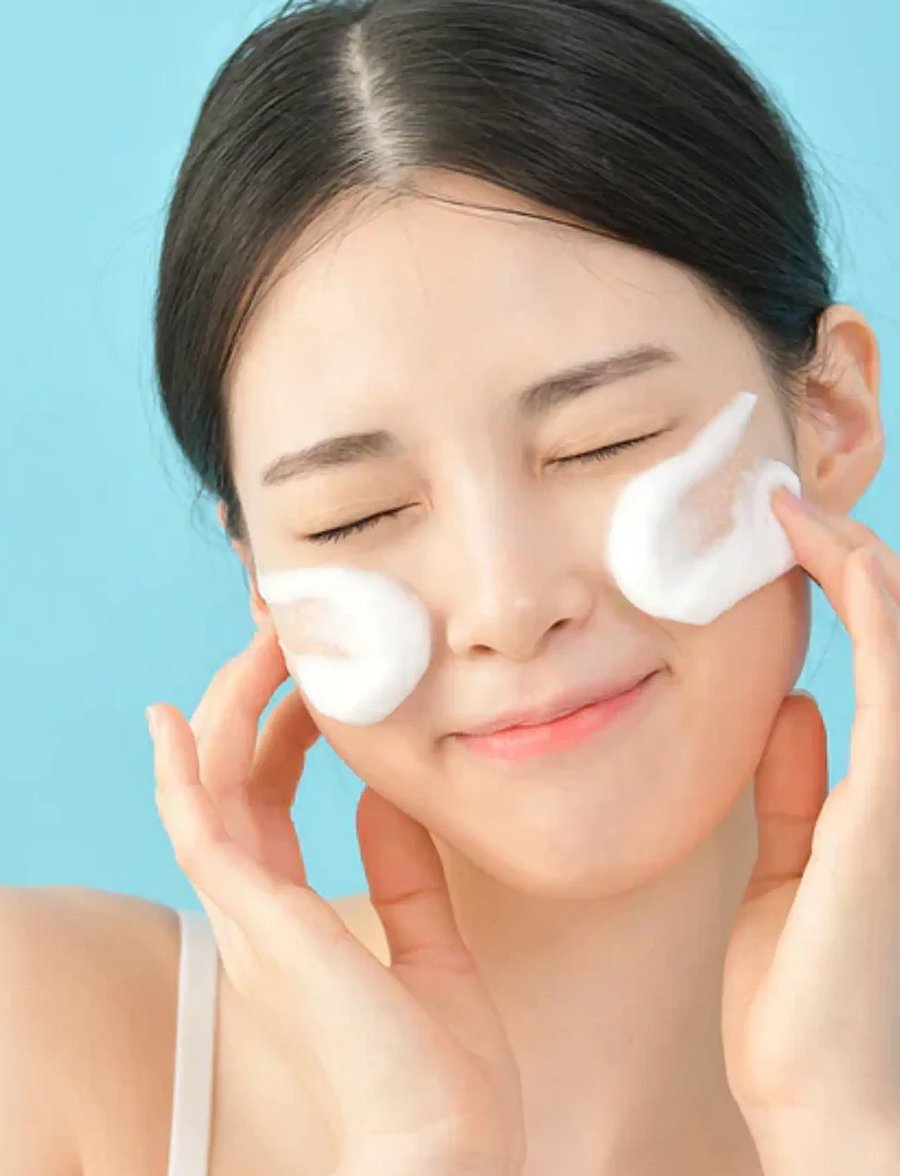 Round Lab - 1025 Dokdo Bubble Foam - foaming cleanser - clear - 2