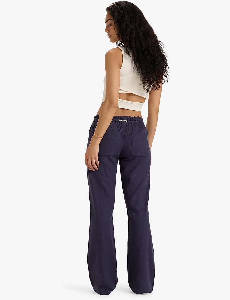 Roxy - OCEANSIDE PANT - vabaajapüksid - mood indigo - 3