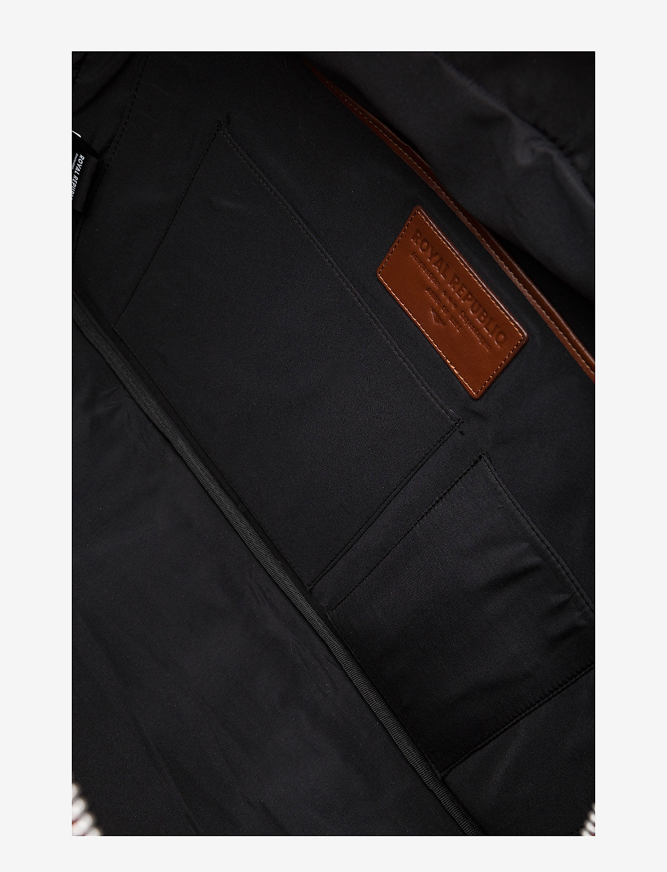 Royal RepubliQ - GOAL STAY OVER BAG - cognac - 5