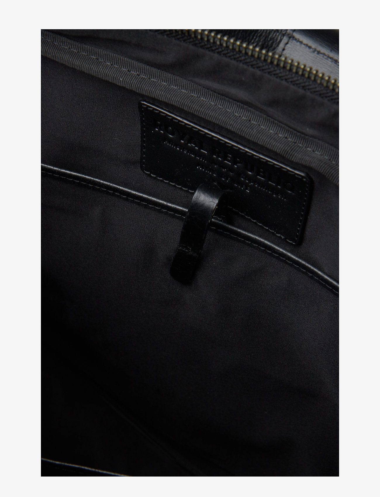 Royal RepubliQ - Hunter Day Bag Single - black - 5