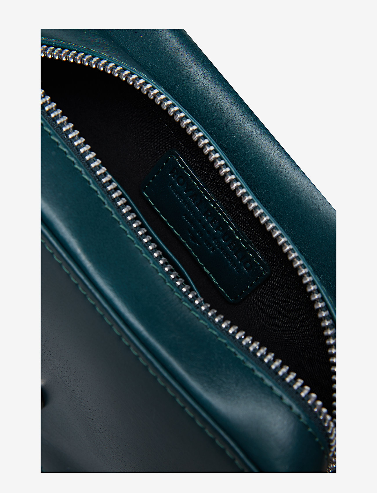 Royal RepubliQ - Raf Curve Bum Bag - green - 5
