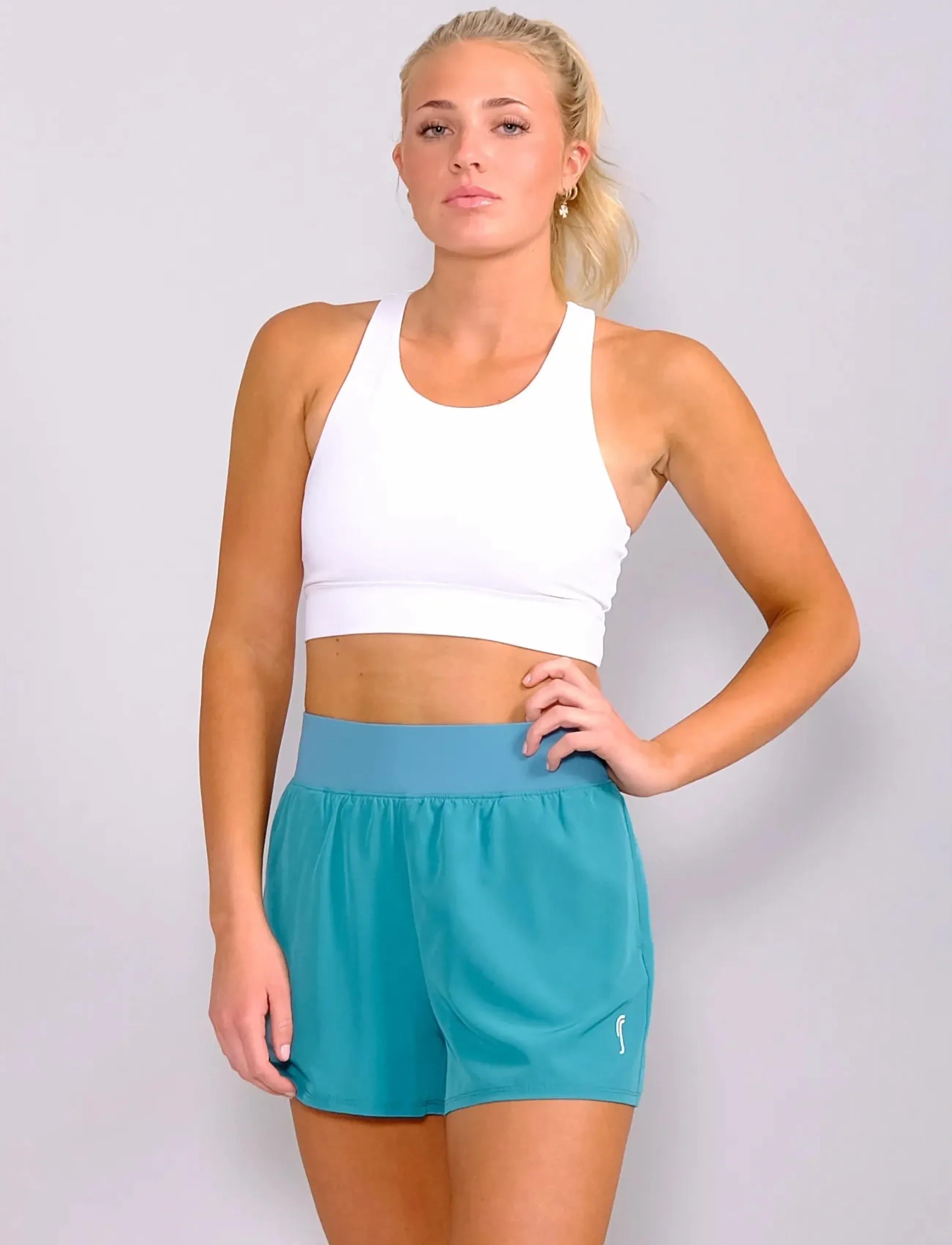 RS Sports - Women's Performance Court Shorts - 2 in 1 with Ball Pockets REC - chaussures de course - striking teal - 0