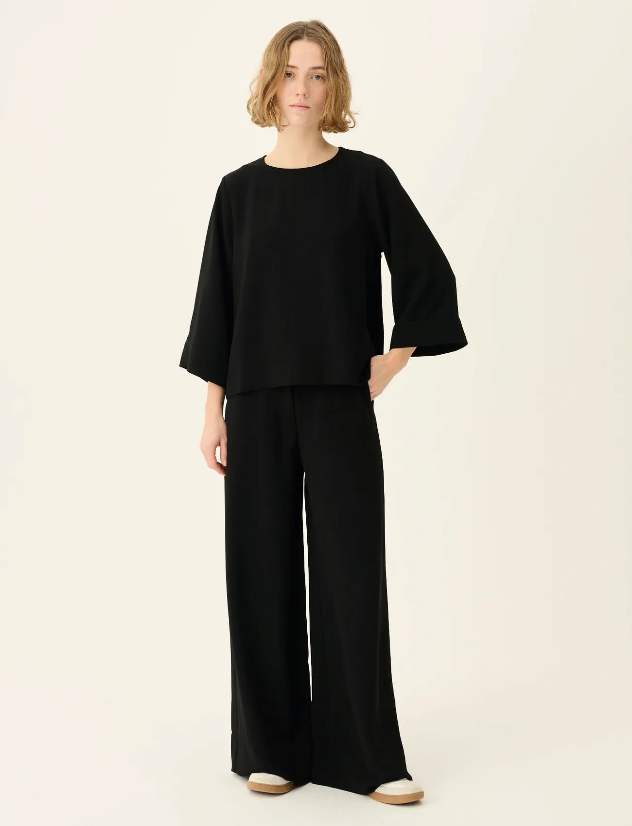 Rue de Tokyo Simako Recycled Heavy Crepe - Black - XS