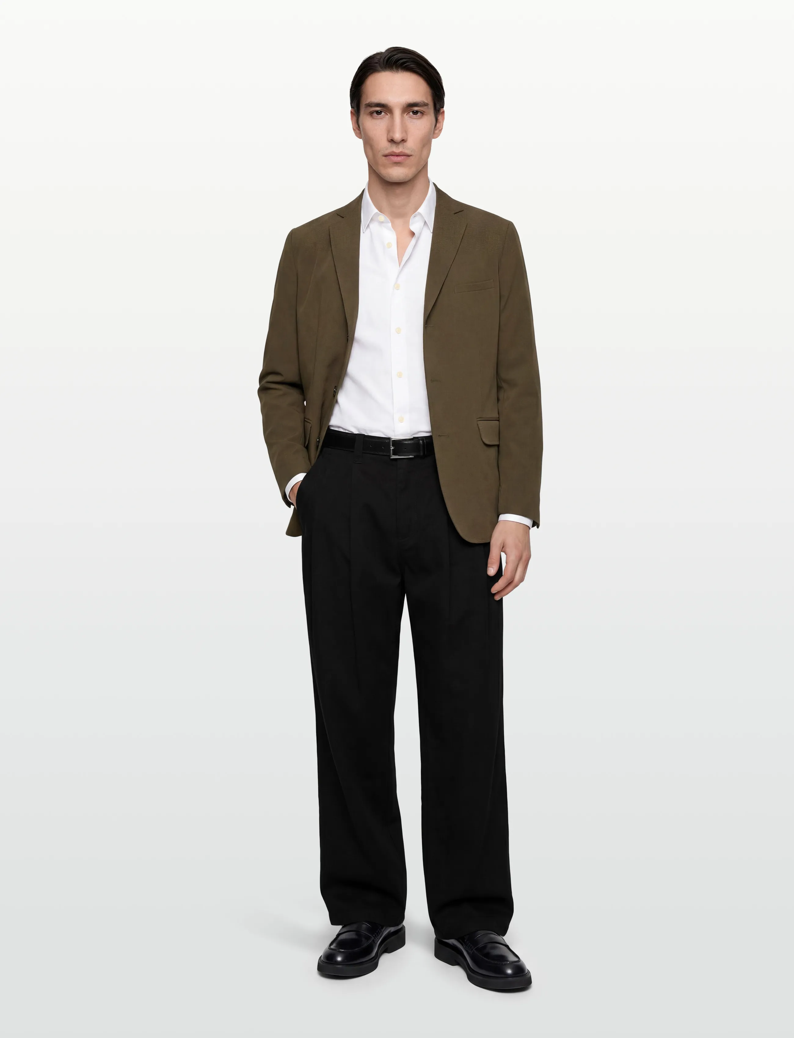 Caspian Solid Tailoring