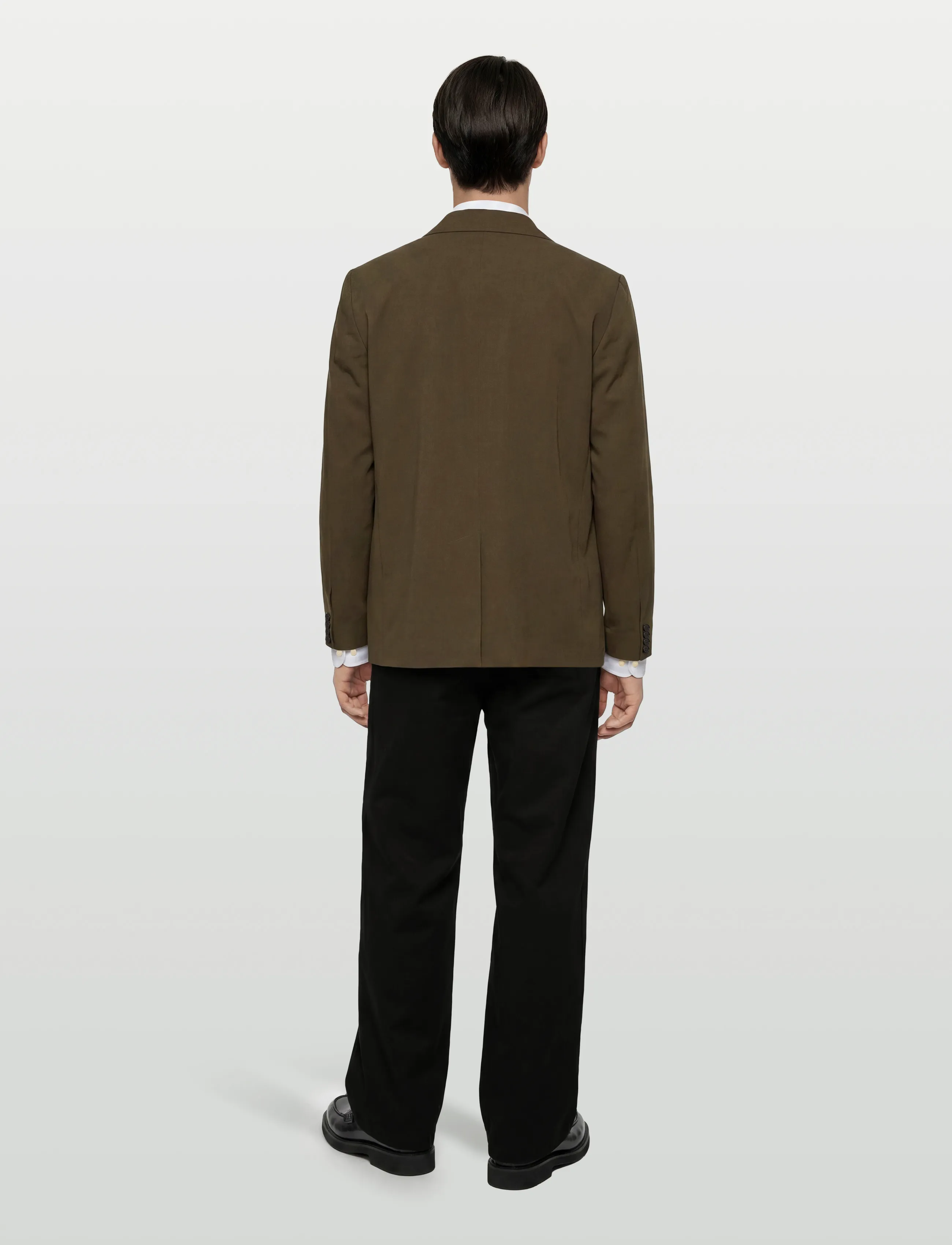 Caspian Solid Tailoring 3