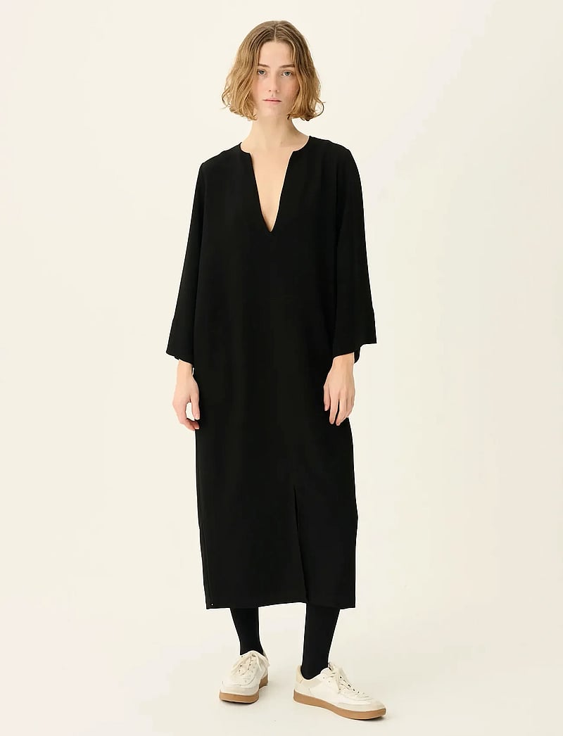 Rue de Tokyo - DANUTAS RECYCLED HEAVY CREPE - midi-kleider - black - 0