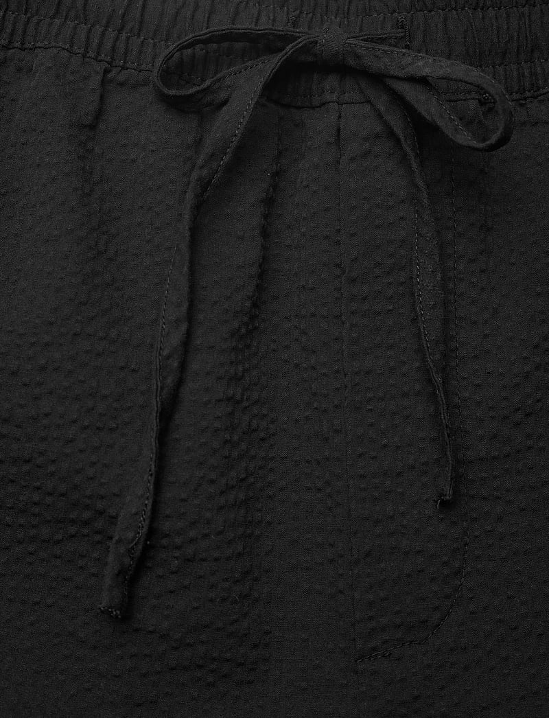 Rue de Tokyo - PAVEL HEAVY SEERSUCKER - lühikesed vabaajapüksid - black - 3