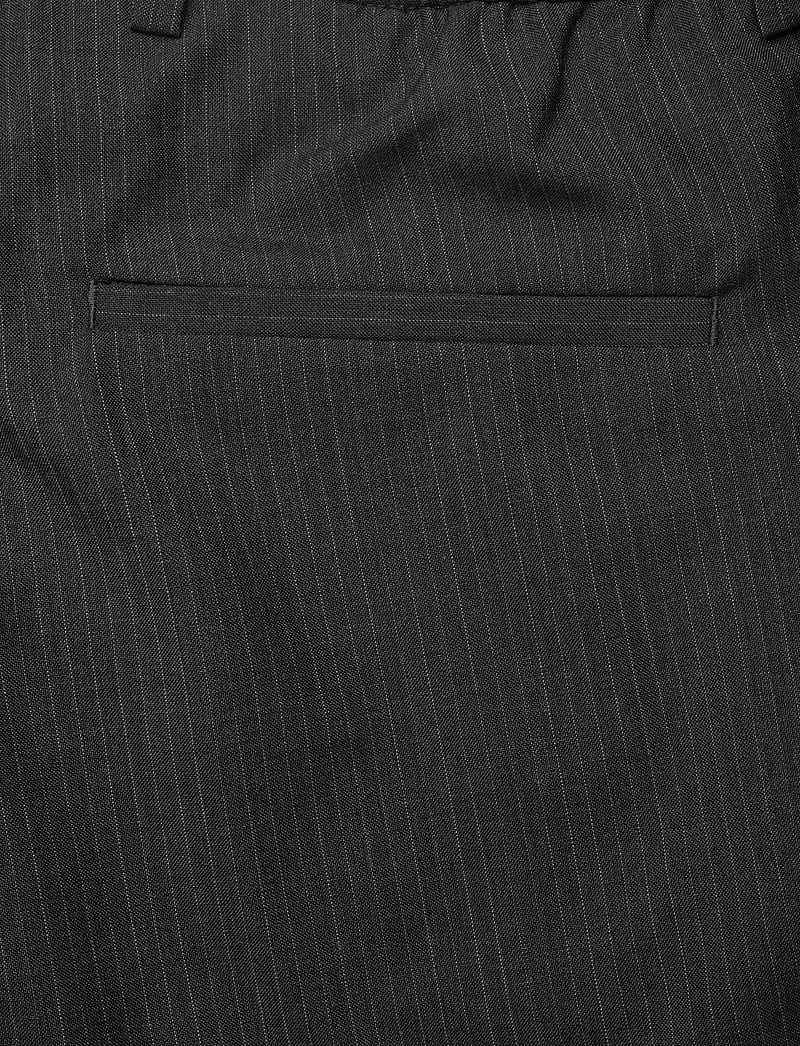 Rue de Tokyo - POLL WOOL PINSTRIPE - short décontracté - grey pin stripe - 4