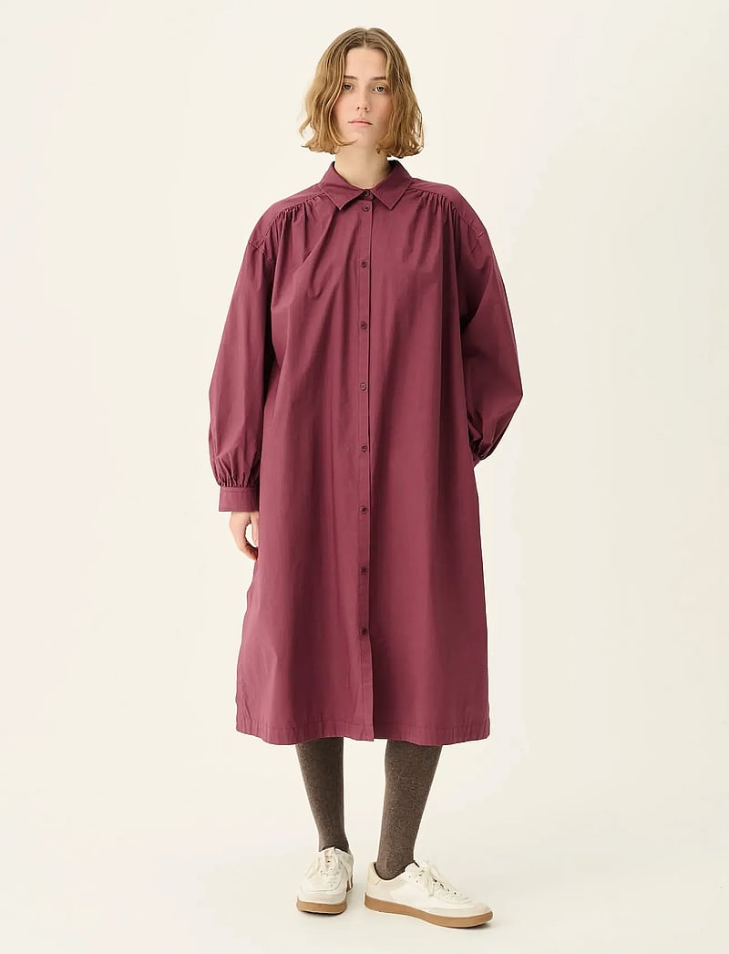 Rue de Tokyo - DOUKA ORGANIC GARMENT DYED POPLIN - burgundy - 0