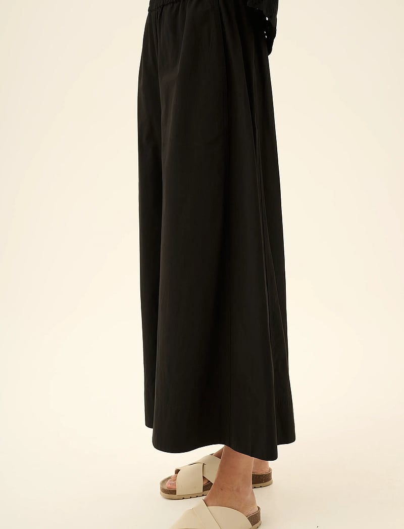 Rue de Tokyo - PARMIDA MODAL POPLIN - chinos - black - 5