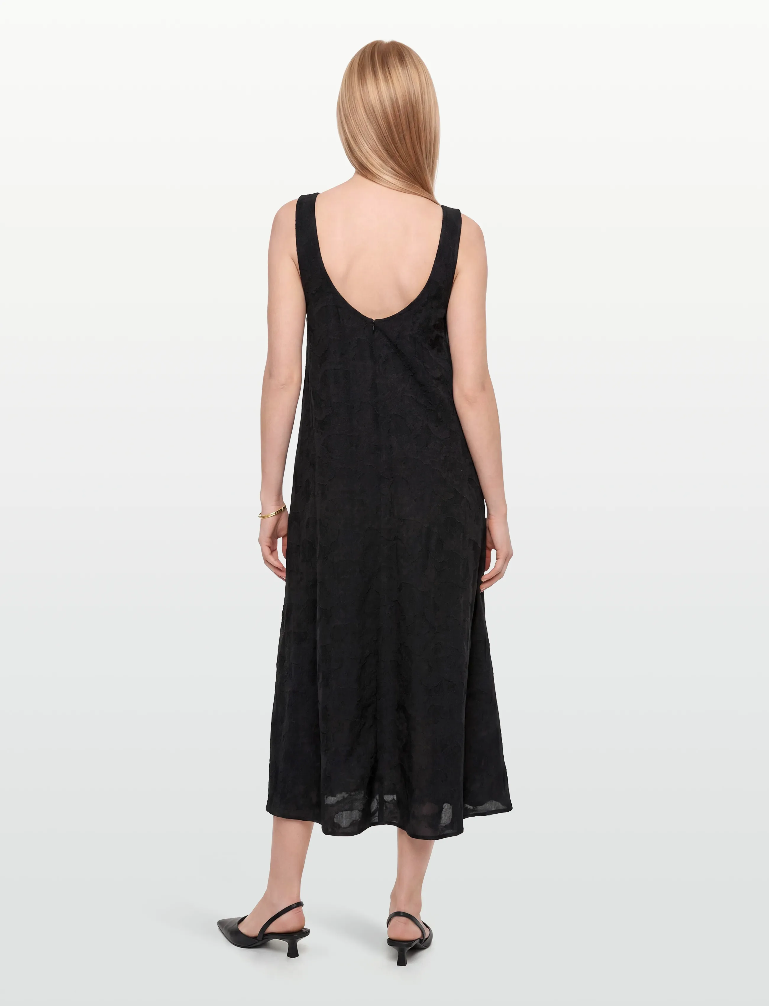 Rue de Tokyo - DEOMIRA VISCOSE LINEN - midikleider - black - 4