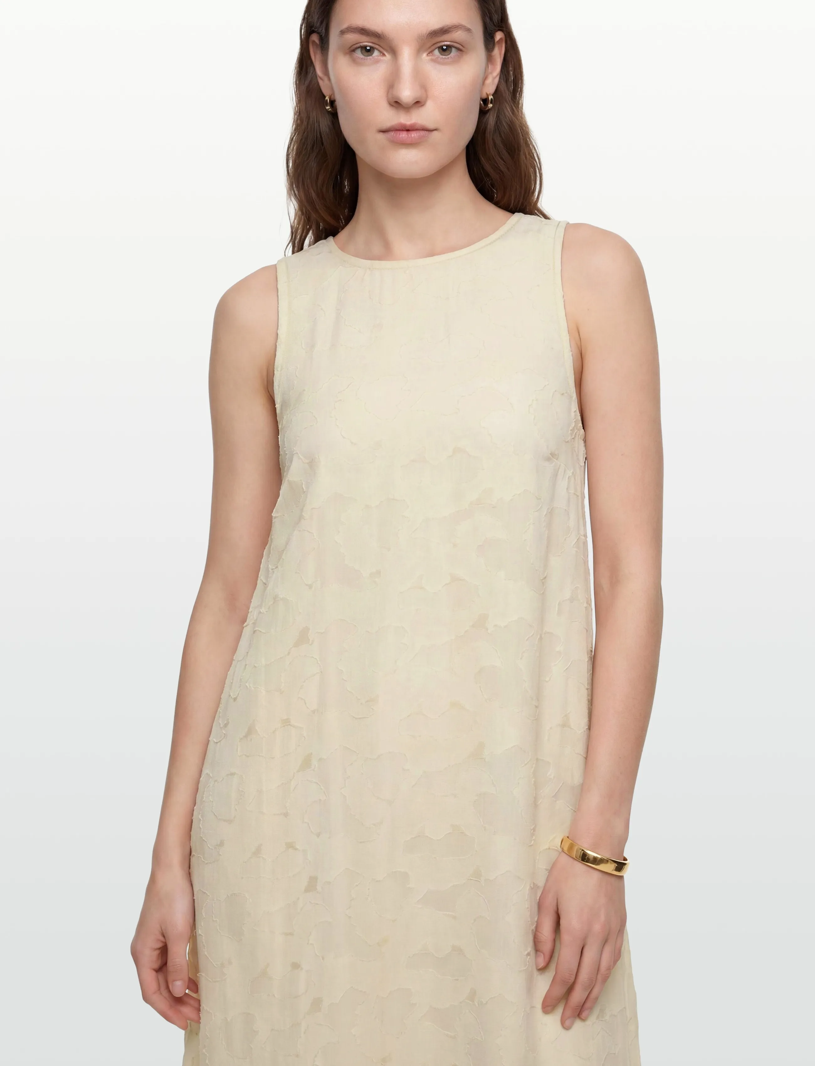 Rue de Tokyo - DEOMIRA VISCOSE LINEN - midi kjoler - cream - 3