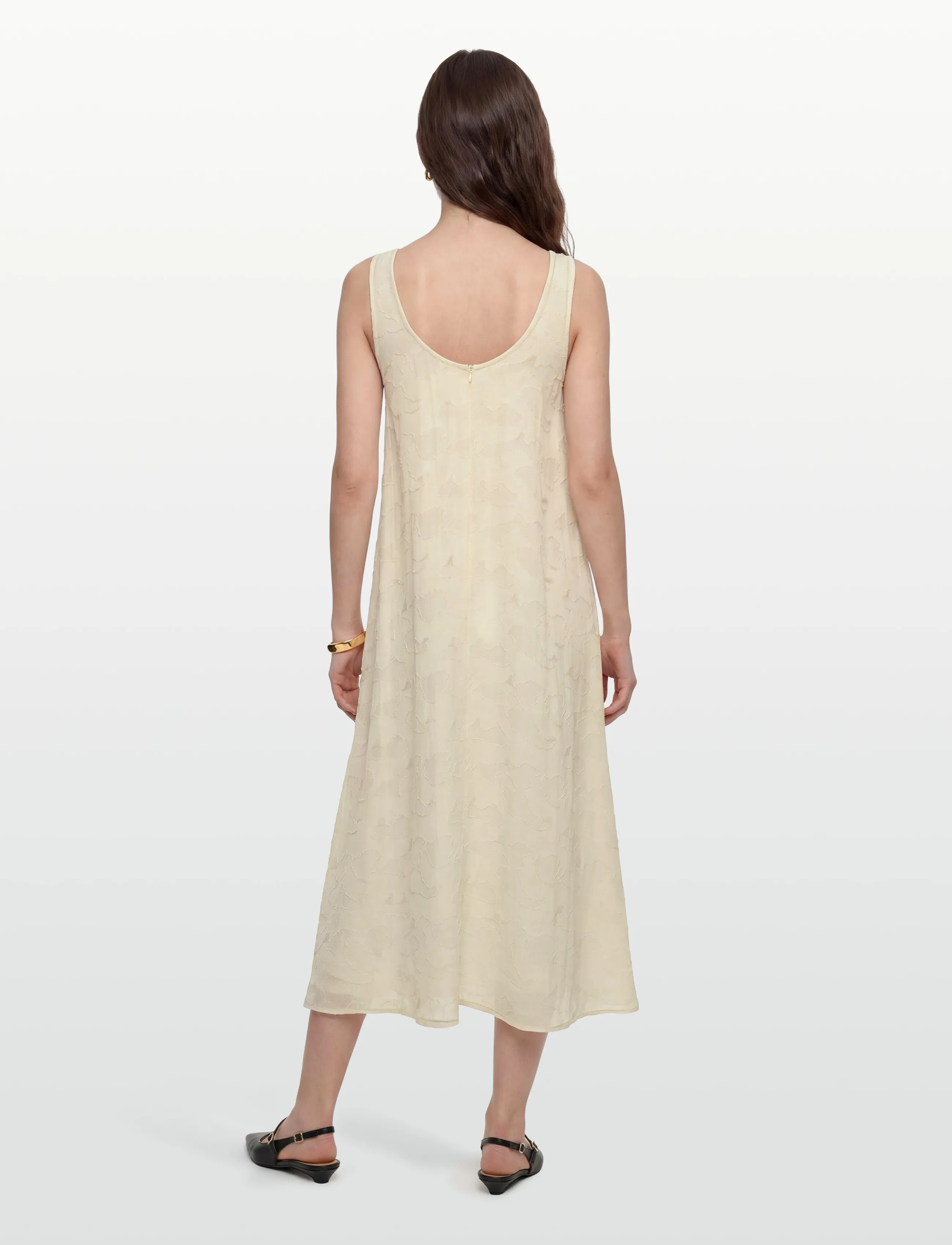 Rue de Tokyo - DEOMIRA VISCOSE LINEN - midi kjoler - cream - 4