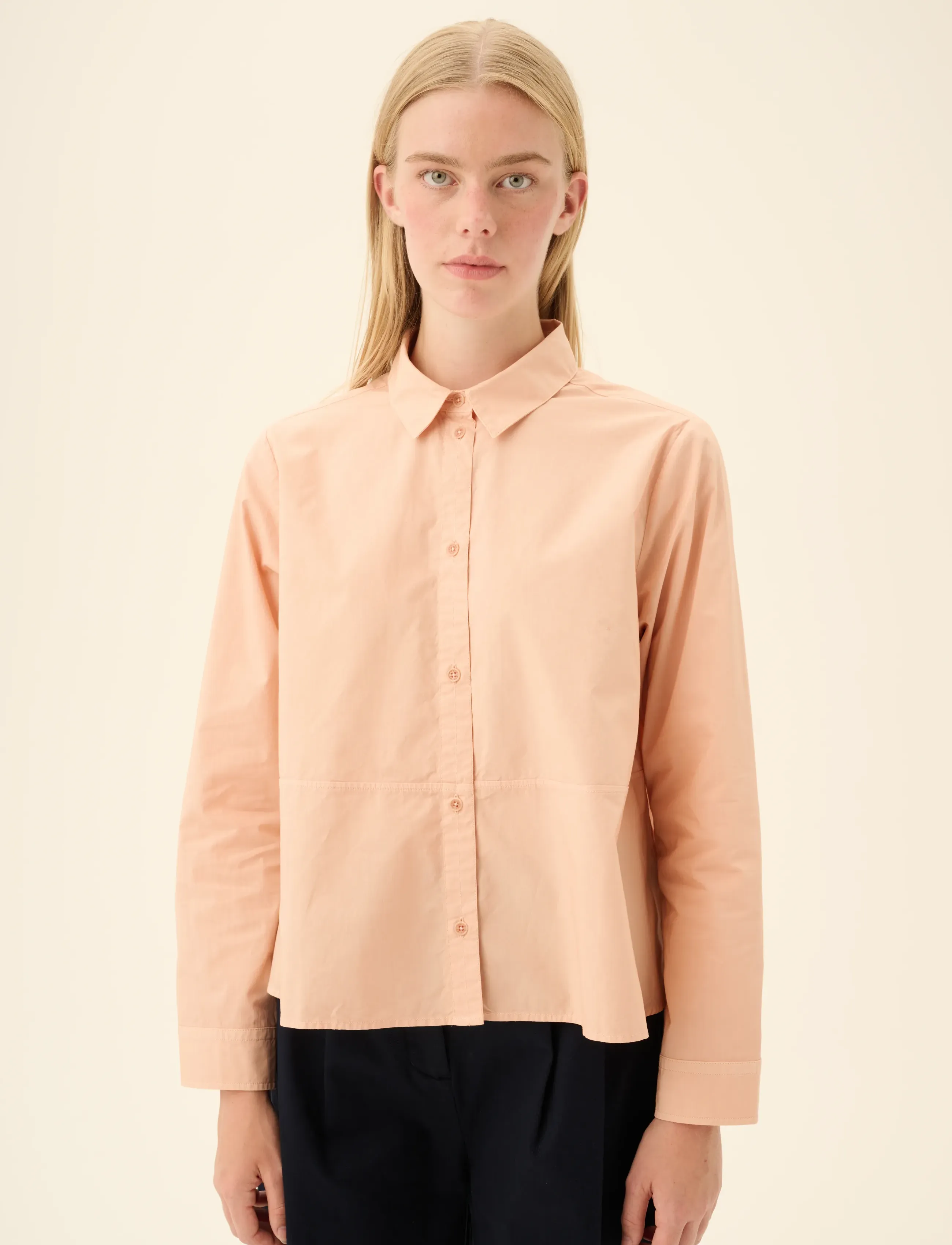 Rue de Tokyo - SYLINA GARMENT DYED POPLIN - denimskjorter - beige rose - 4