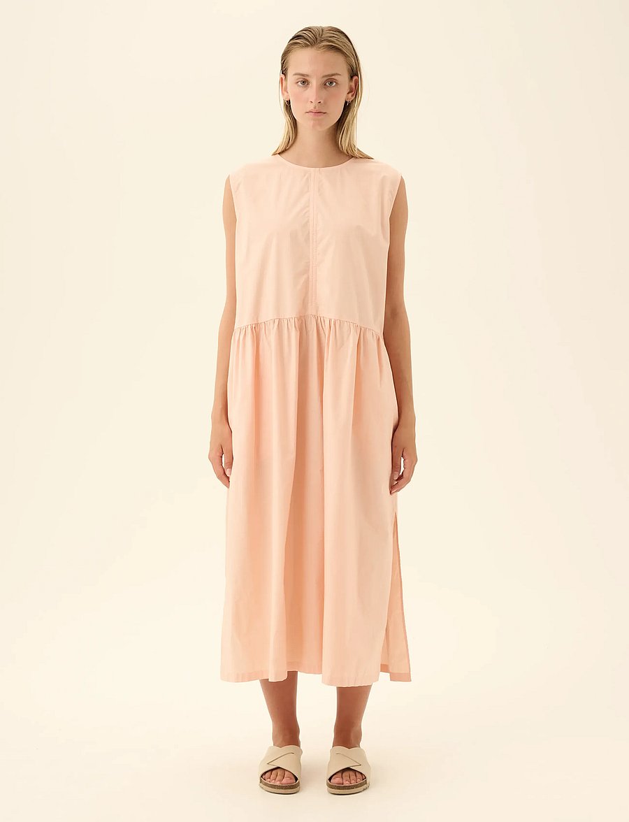 Rue de Tokyo - DIANE GMTD POPLIN - midiklänningar - beige rose - 0