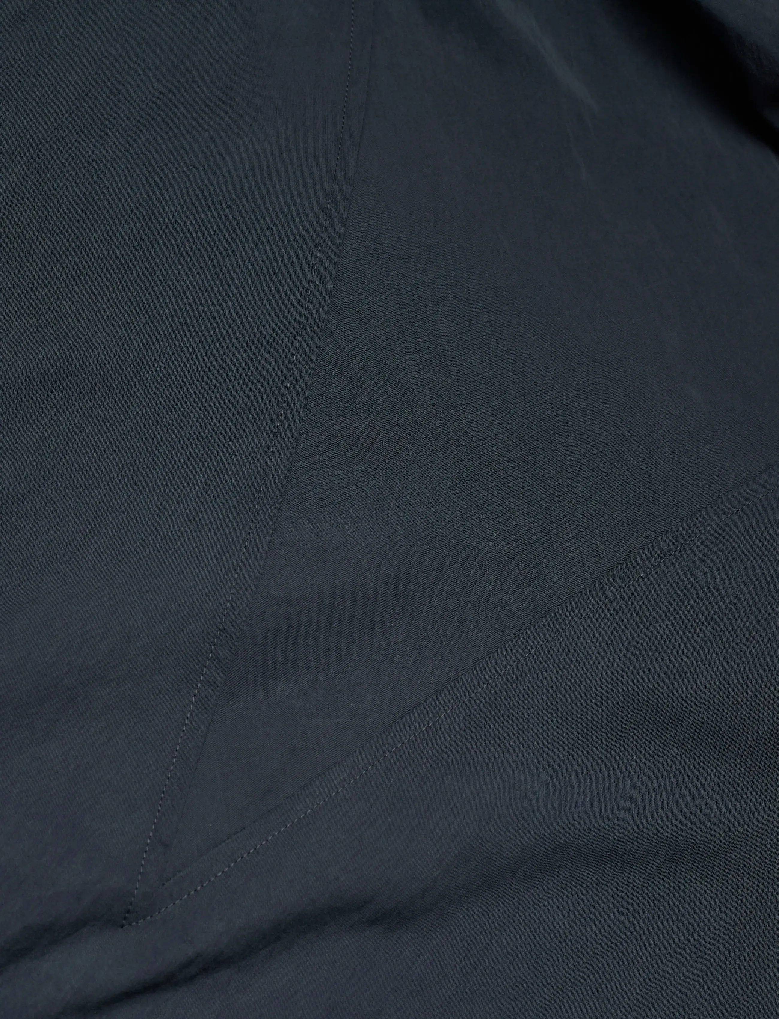 Rue de Tokyo - SEMIRA CRINKLED TENCEL - long sleeved blouses - dark navy - 2