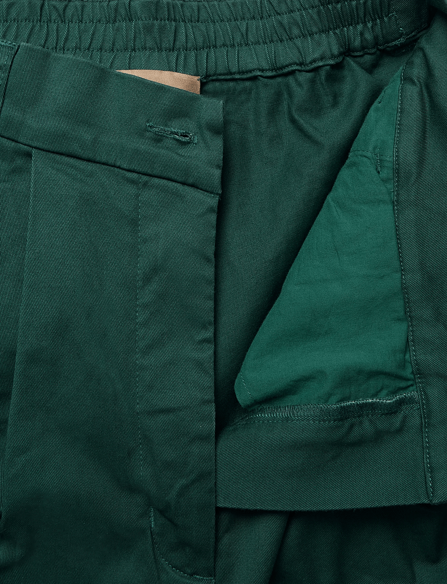 Rue de Tokyo - PRUDIE TWILL - wide leg trousers - dark pine green - 4