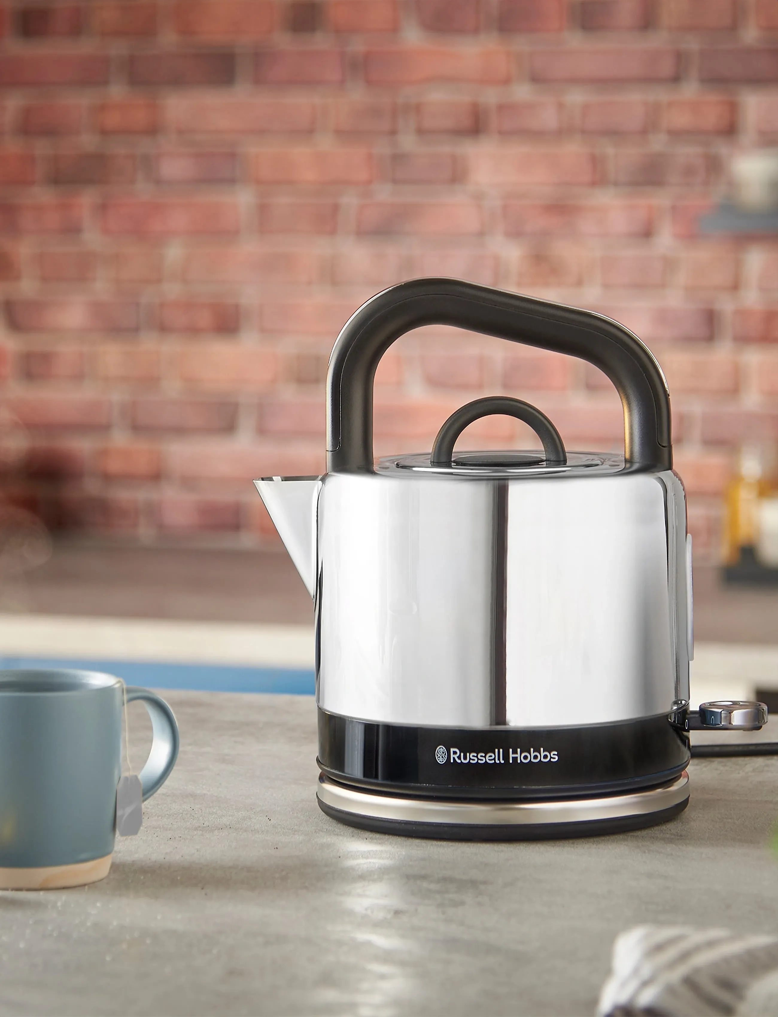 Russell Hobbs Distinctions Kettle, 1.7 L, Kitchen Appliances, Silber - Kettles & Water Boilers, Homeware