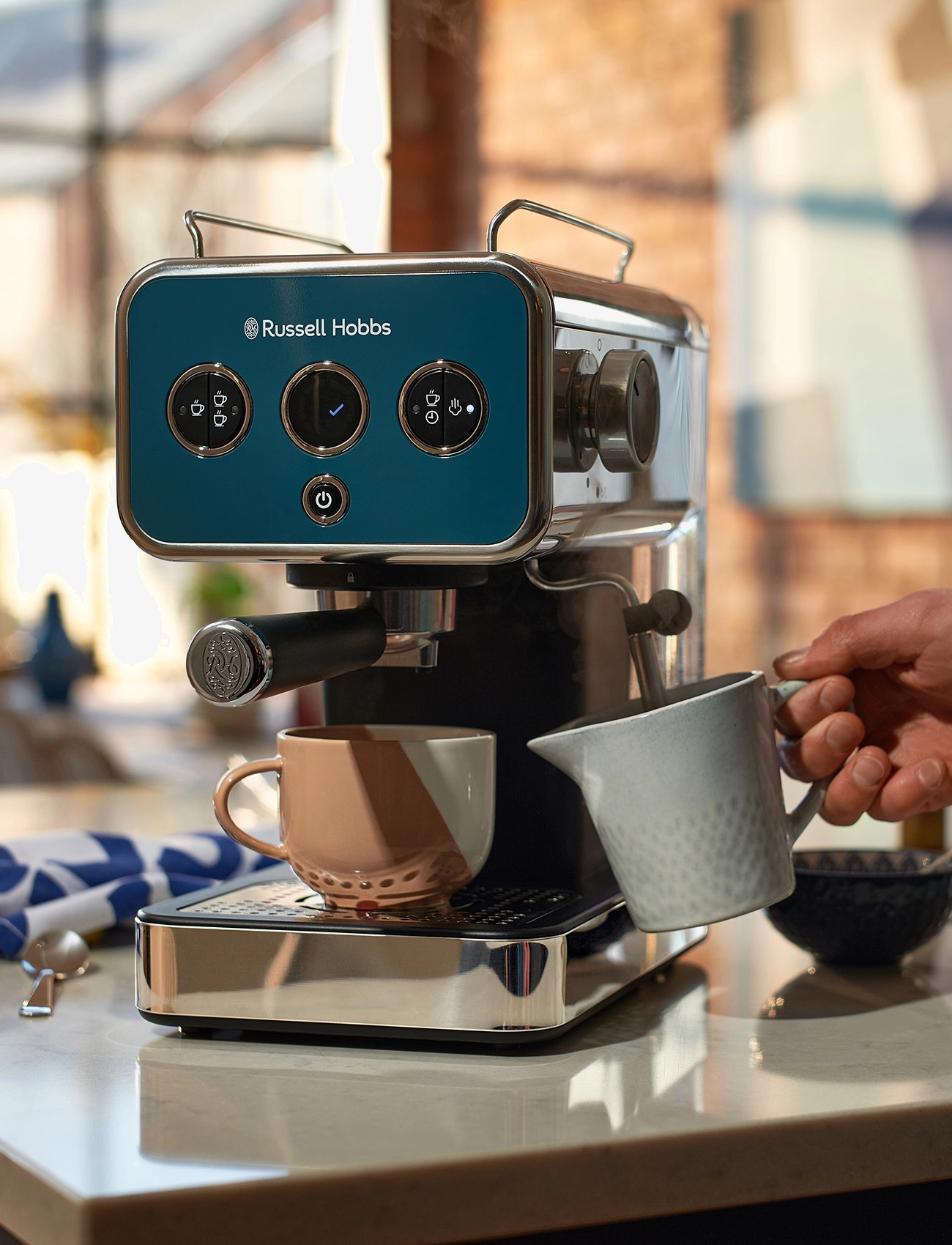 Russell Hobbs - Distinctions Espresso Machine - blue - 3