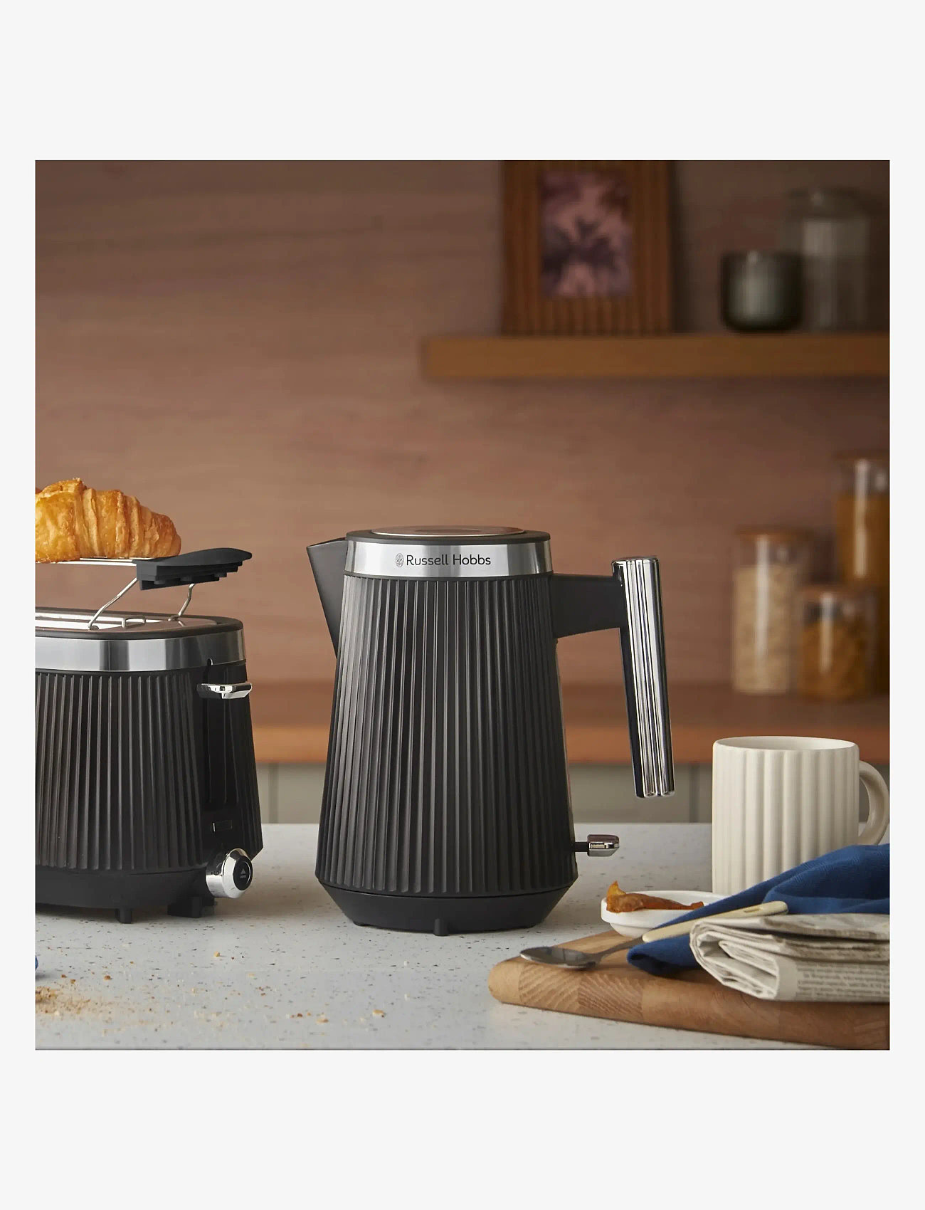 Russell Hobbs - RH Brontë Kettle Black - veekeetjad ja -keedukannud - black - 3