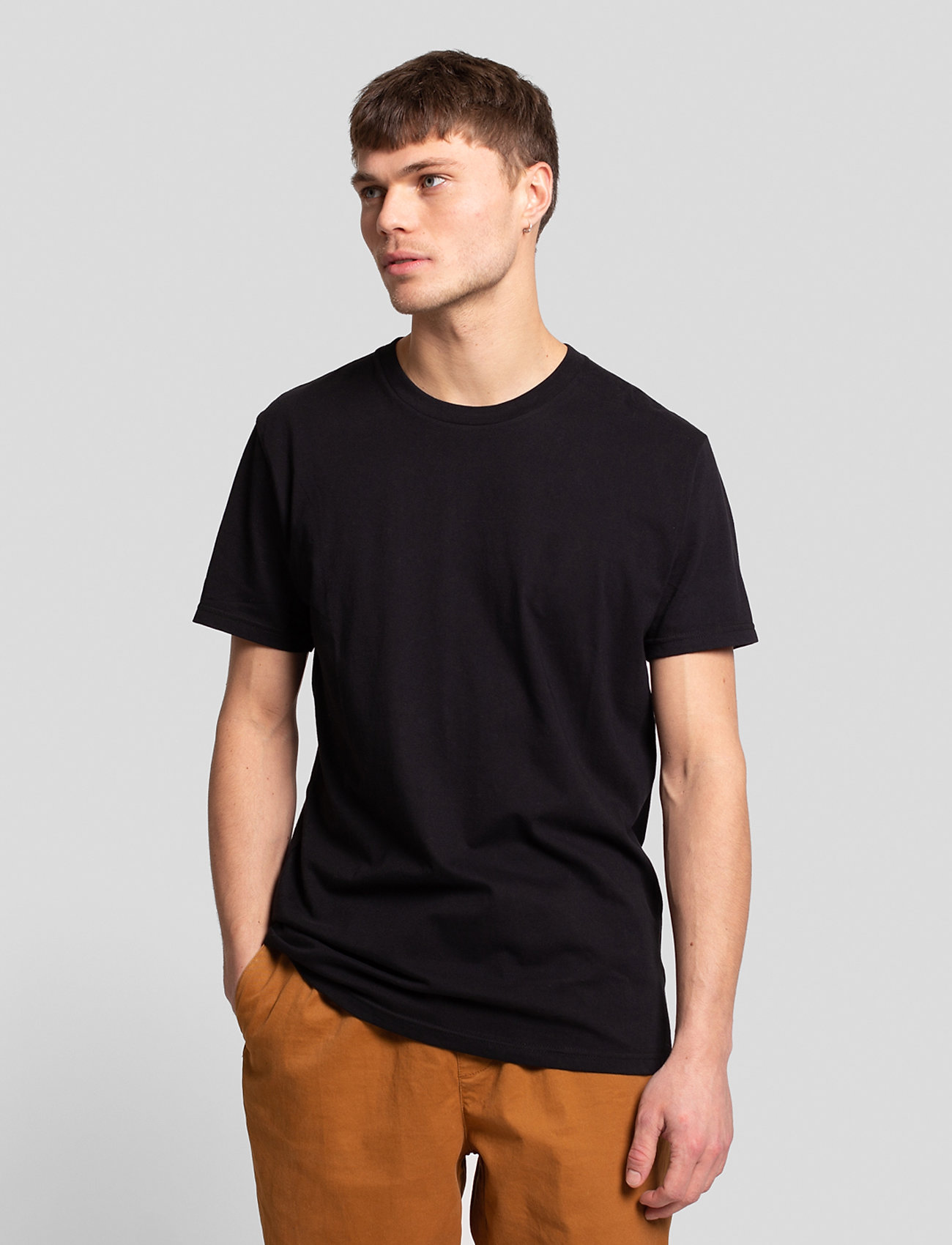 Revolution Regular Fit Round Neck T-Shirt, S, T-shirts, Schwarz - Short-sleeved, Männerswear