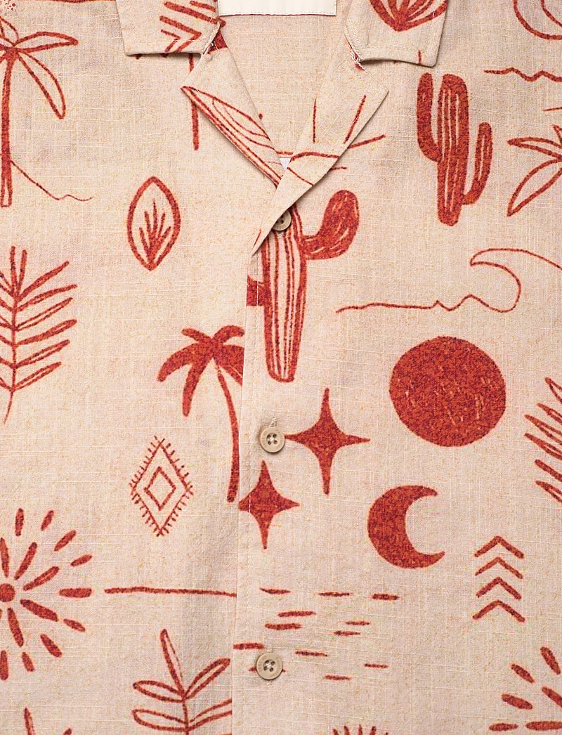 Revolution - Short-sleeved Cuban Shirt - lühikeste varrukatega särgid - red - 2