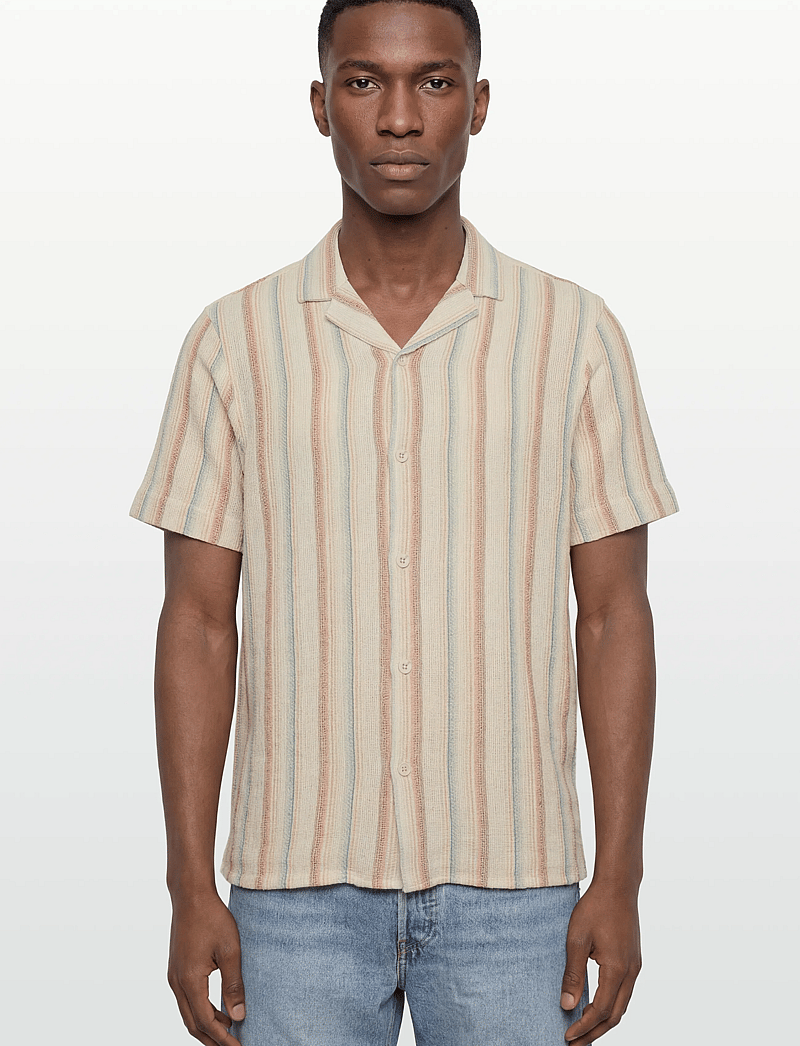 Revolution - Short-sleeved Cuban Shirt - kortärmade skjortor - offwhite - 3