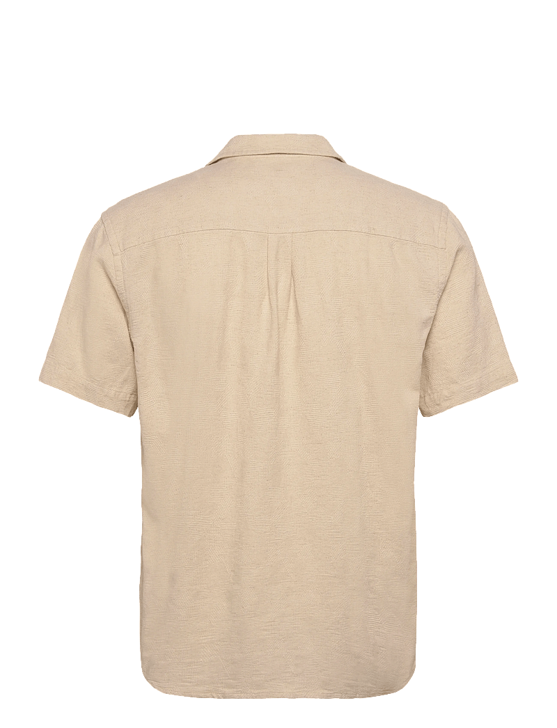 Revolution - Short-sleeved Shirt - kortærmede skjorter - offwhite - 1