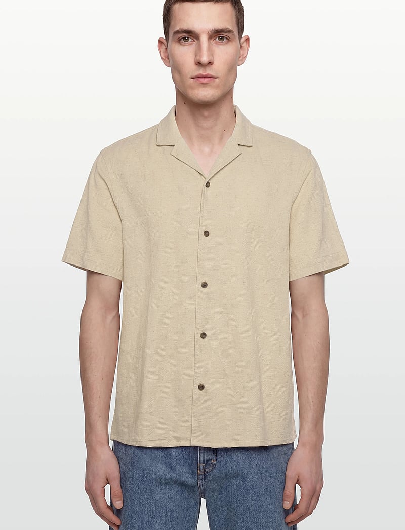 Revolution - Short-sleeved Shirt - kortærmede skjorter - offwhite - 3