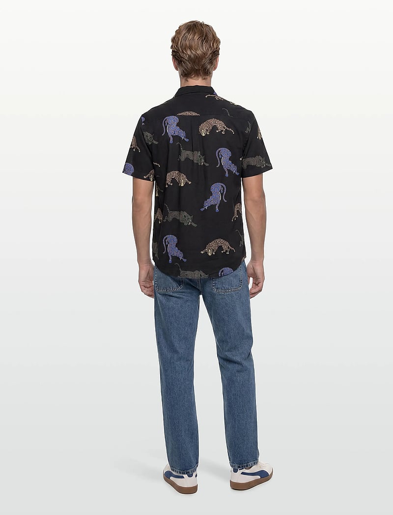 Revolution - Short-sleeved Cuban Shirt - kurzarmhemden - black - 4